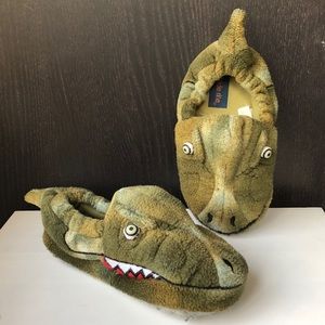 Alligator Kid Slippers🐊